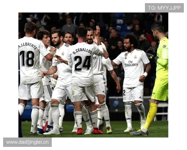 皇马关键战表现波动,对联赛争冠形势形成阶段性考验 皇马关键战表现波动,对联赛争冠形势形成阶段性考验